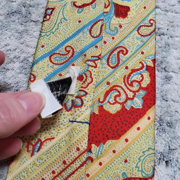 VTG 70s Liberty Of London All Silk Tie Yellow Red Abstract 4" Wide New Old Stock - Picture 6 of 9